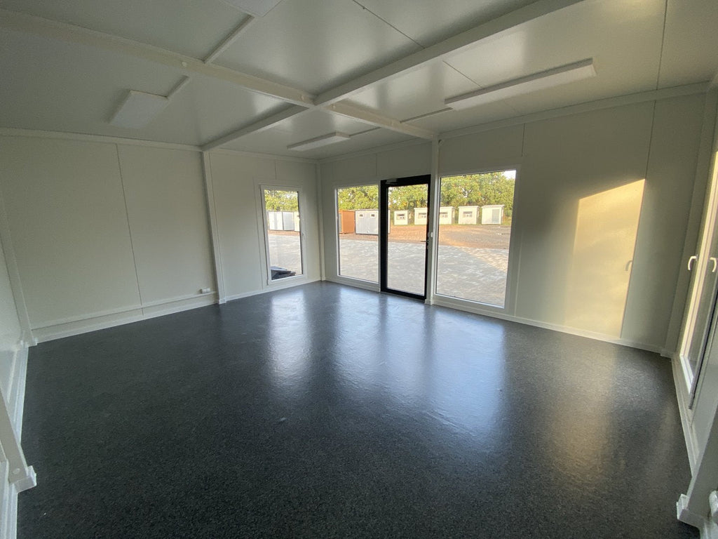 Contenedor de oficina tipo London 6×5 m – módulo prefabricado profesional de 30 m² aislado